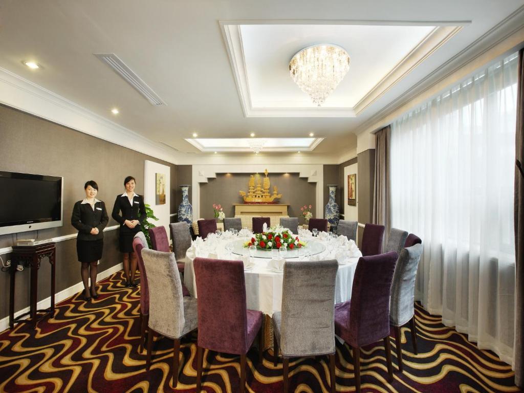 South China Harbour View Hotel Шънджън Екстериор снимка