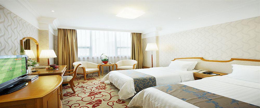 South China Harbour View Hotel Шънджън Екстериор снимка